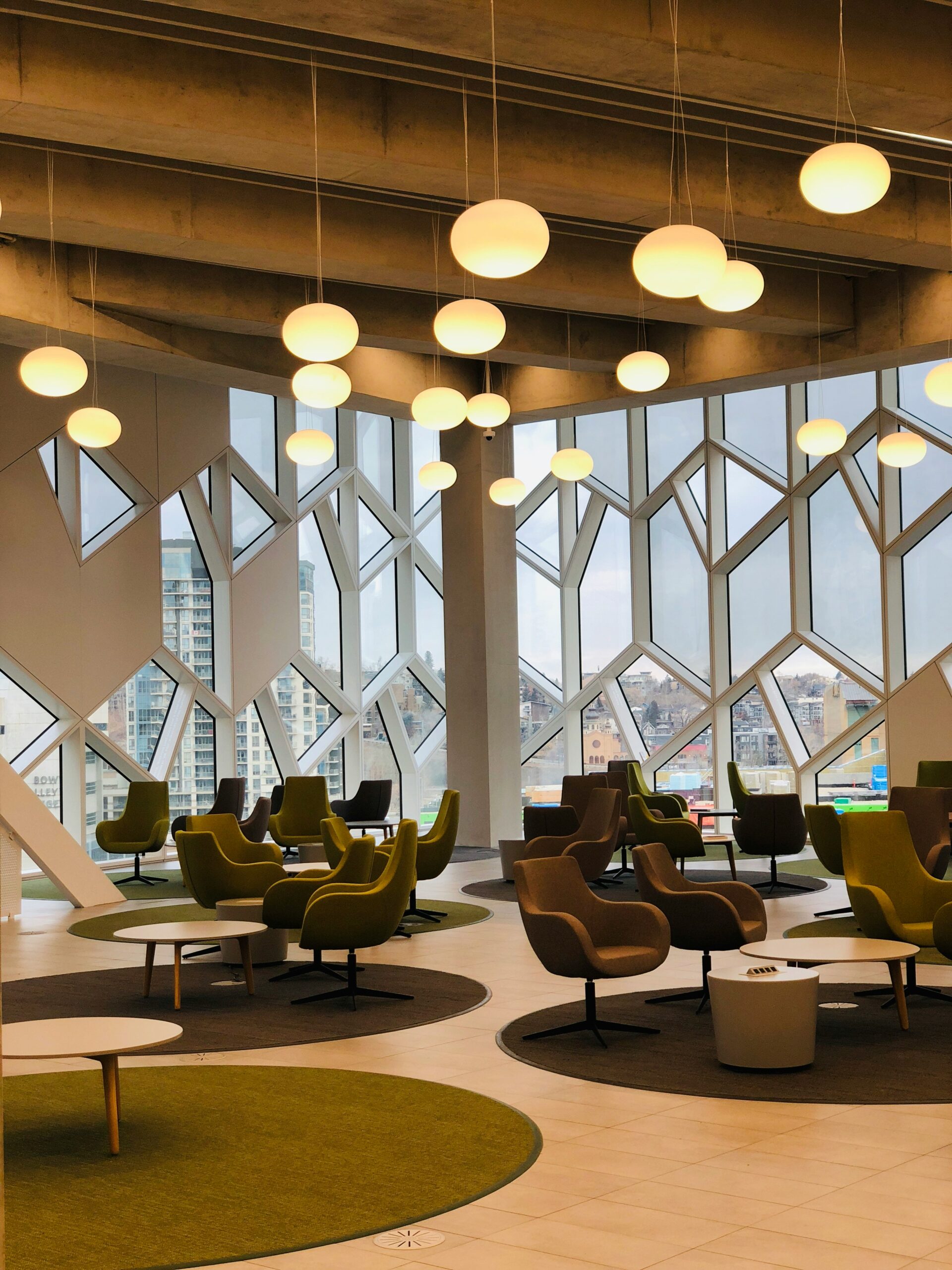 2026年のホテル朝食価格を考える朝食会場の風景